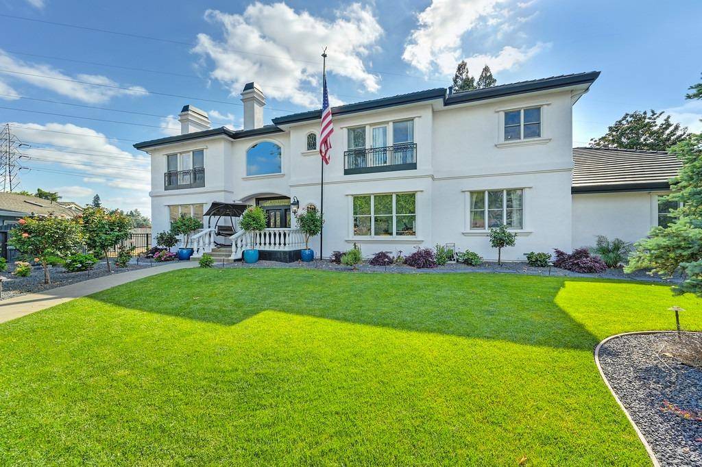 Sacramento, CA 95864,2722 Latham DR