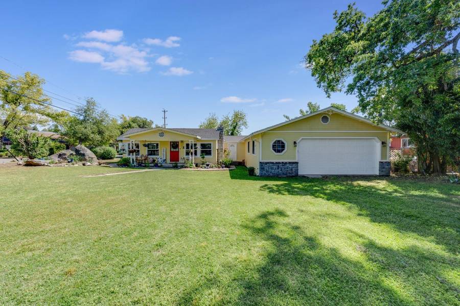 5990 Oak ST, Loomis, CA 95650
