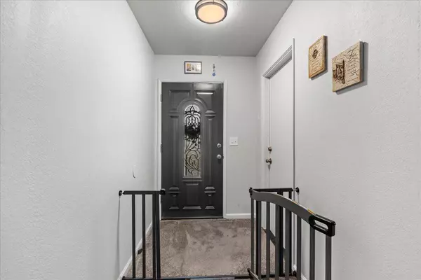 Stockton, CA 95210,8815 Damian CT