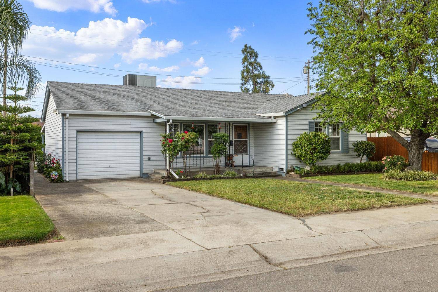 508 Alicante DR, Lodi, CA 95240