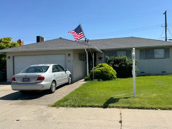 2132 Tracy PL, Lodi, CA 95242
