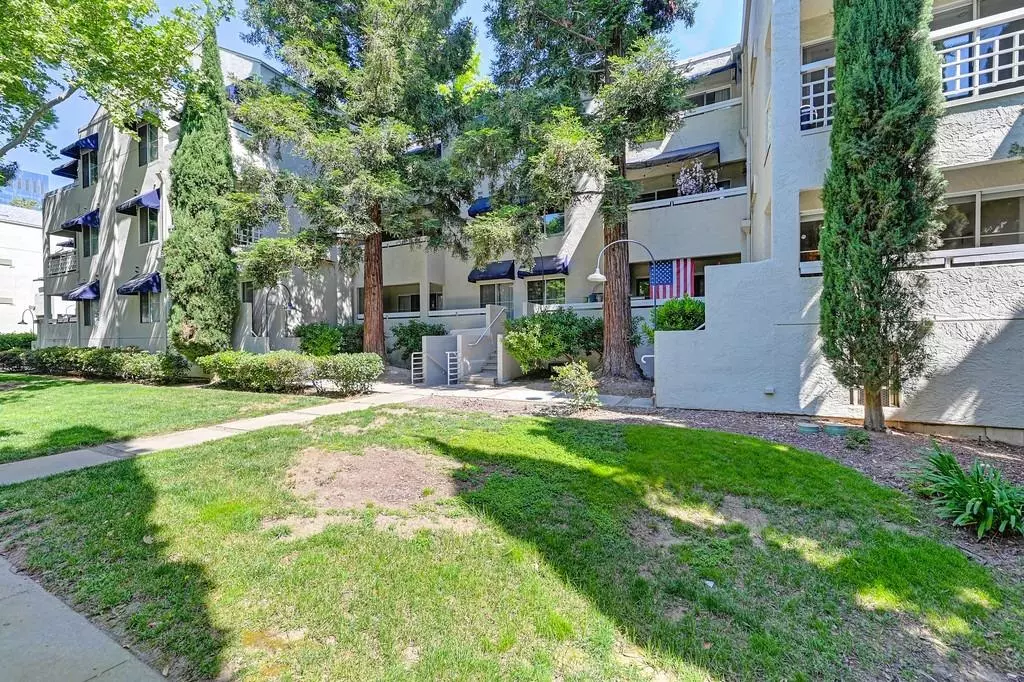 Sacramento, CA 95814,1024 P ST #1