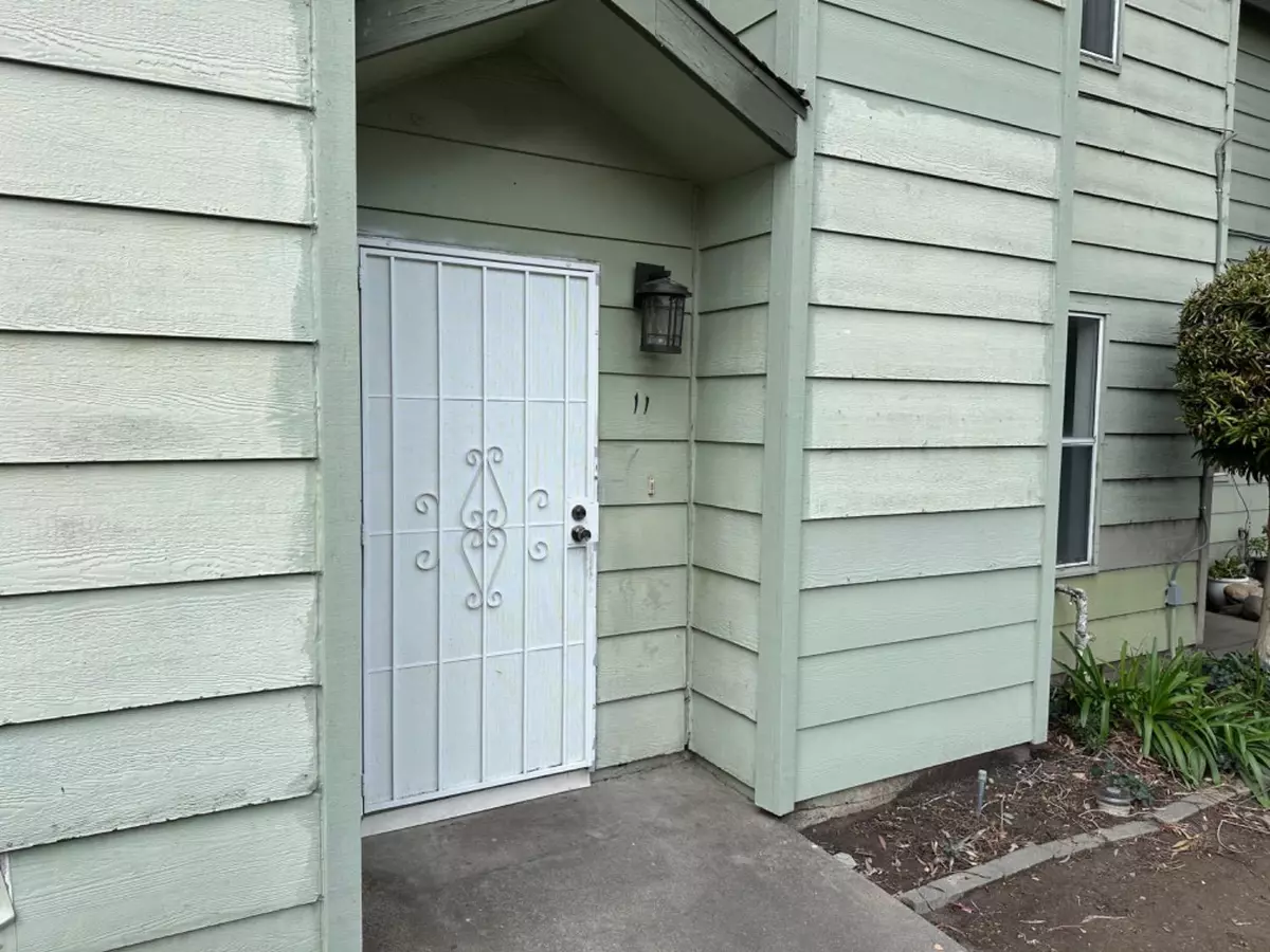 Sacramento, CA 95823,8200 Center Pkwy #11