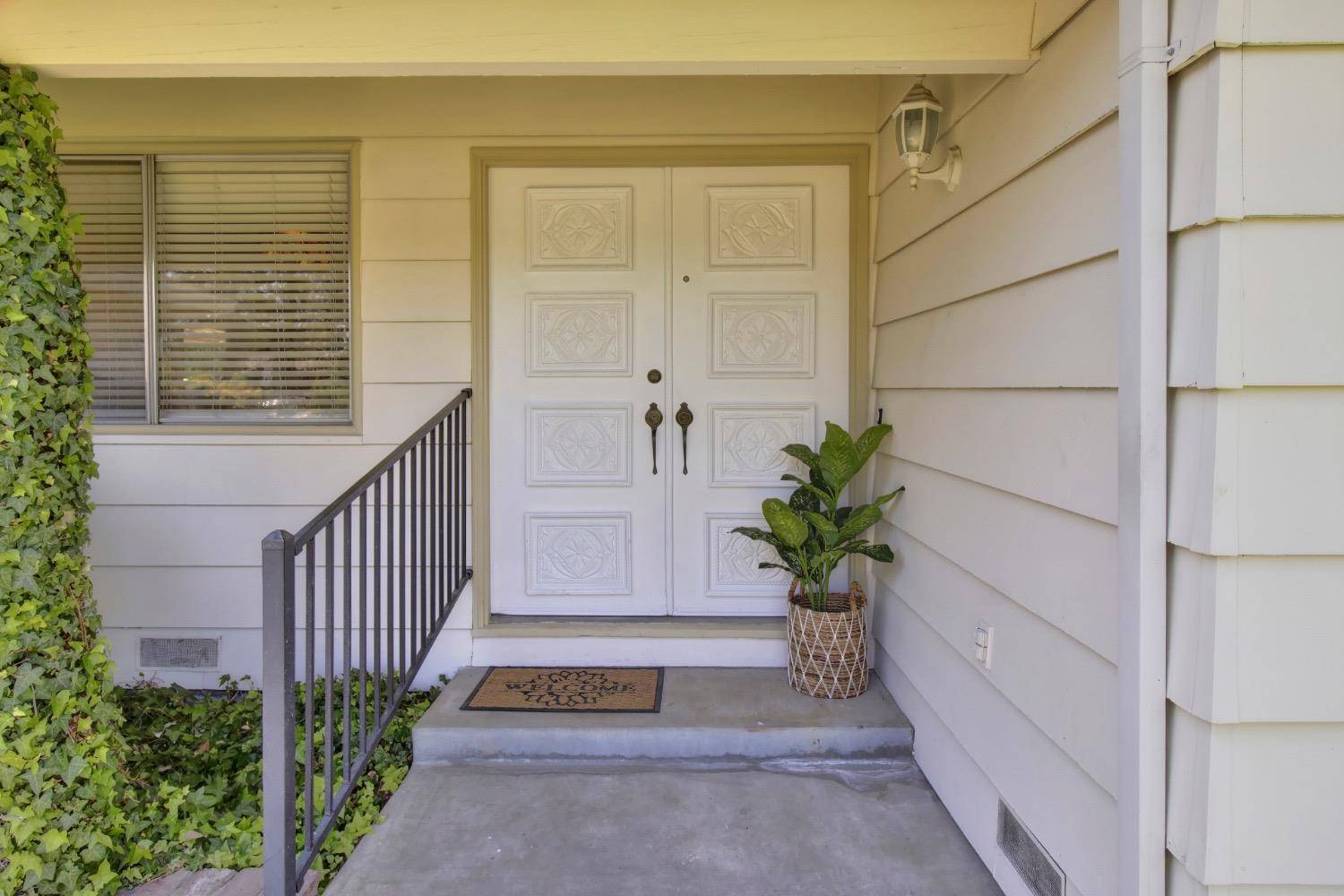 Carmichael, CA 95608,4033 Garfield AVE