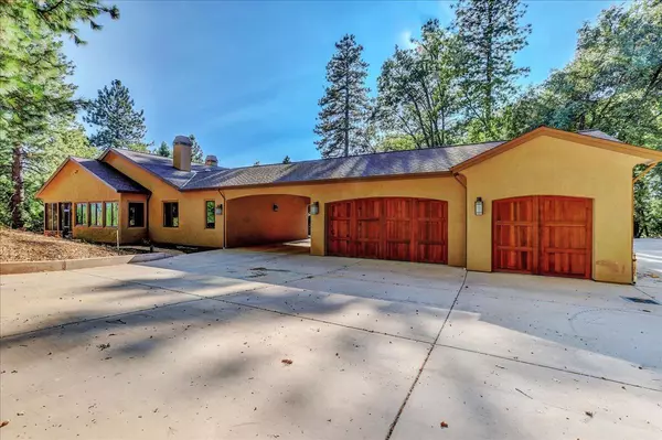 Nevada City, CA 95959,18955 Lake City RD