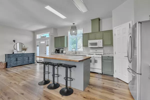 Browns Valley, CA 95918,6414 Big Oak LN