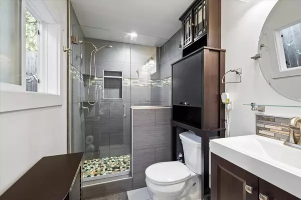 Grass Valley, CA 95945,14142 Colfax HWY