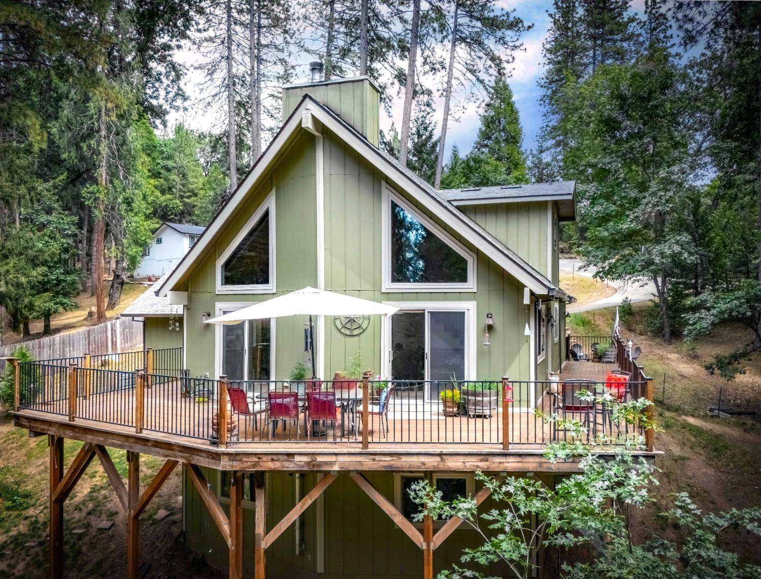 Placerville, CA 95667,6360 Red Robin RD