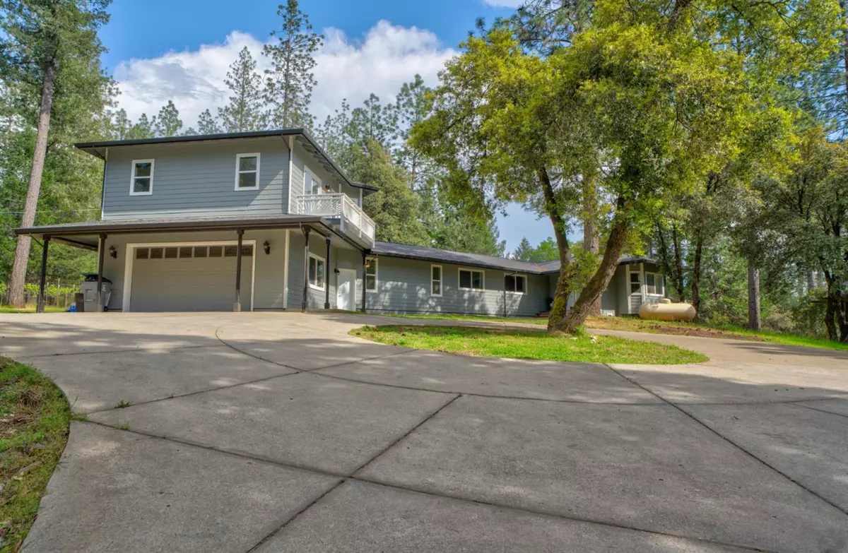 Foresthill, CA 95631,20870 Birchwood DR