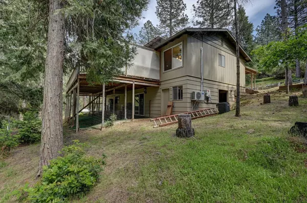 Pine Grove, CA 95665,14184 Marc DR