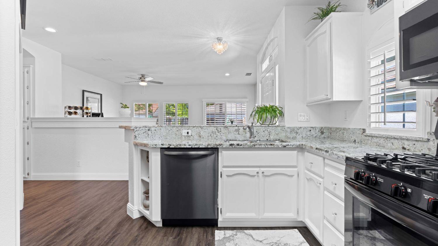 Folsom, CA 95630,645 Fundenhall CT