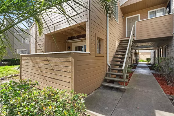 Sacramento, CA 95825,1019 Dornajo WAY #115