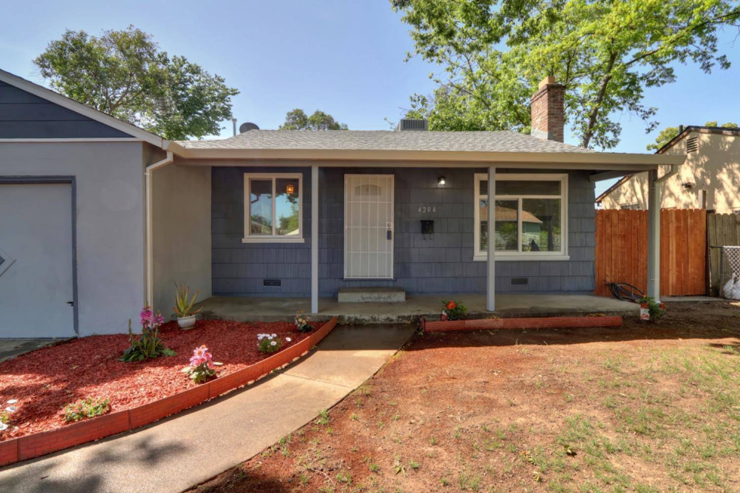 Sacramento, CA 95820,4204 20th AVE