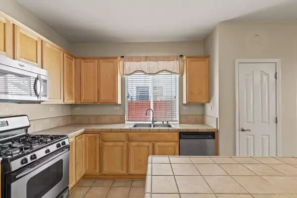 Linda, CA 95901,1715 Shoreline DR