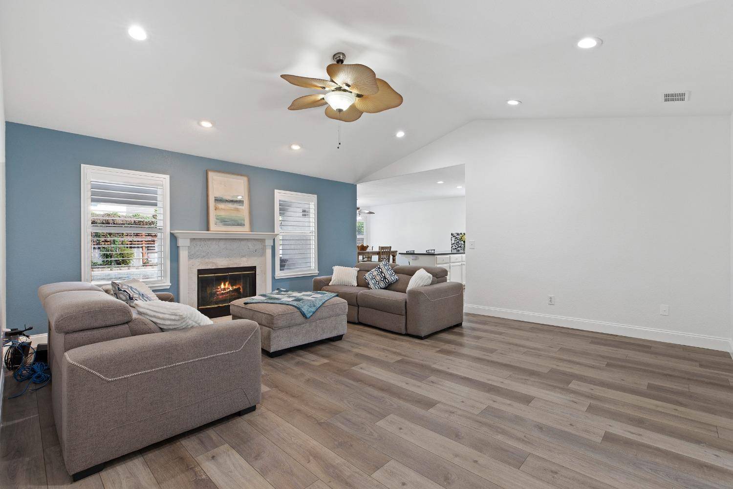 Ripon, CA 95366,1138 Eastburg CT
