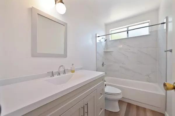 Sacramento, CA 95826,4048 Andedon CIR