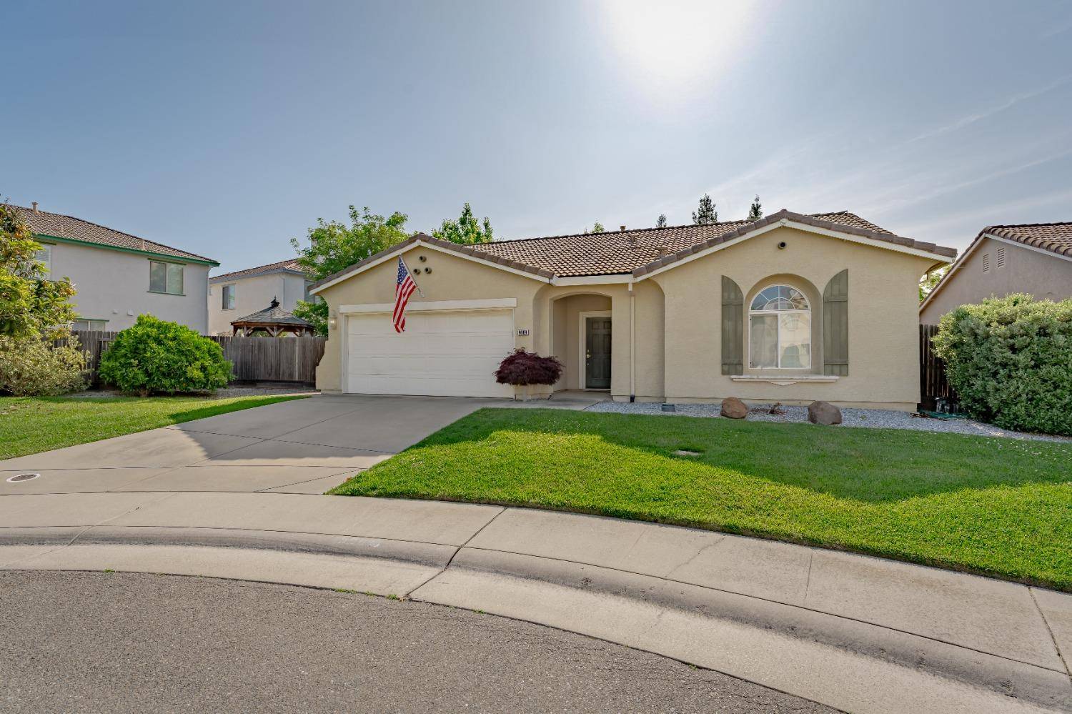 9909 Blue Lupine PL, Elk Grove, CA 95757