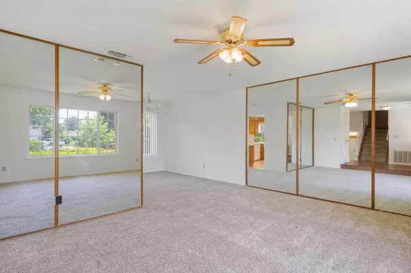 Sacramento, CA 95826,3001 Bettina WAY