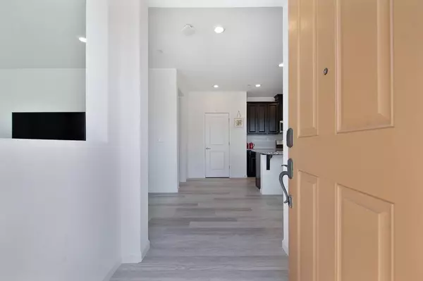 Roseville, CA 95747,3001 Rhapsody DR