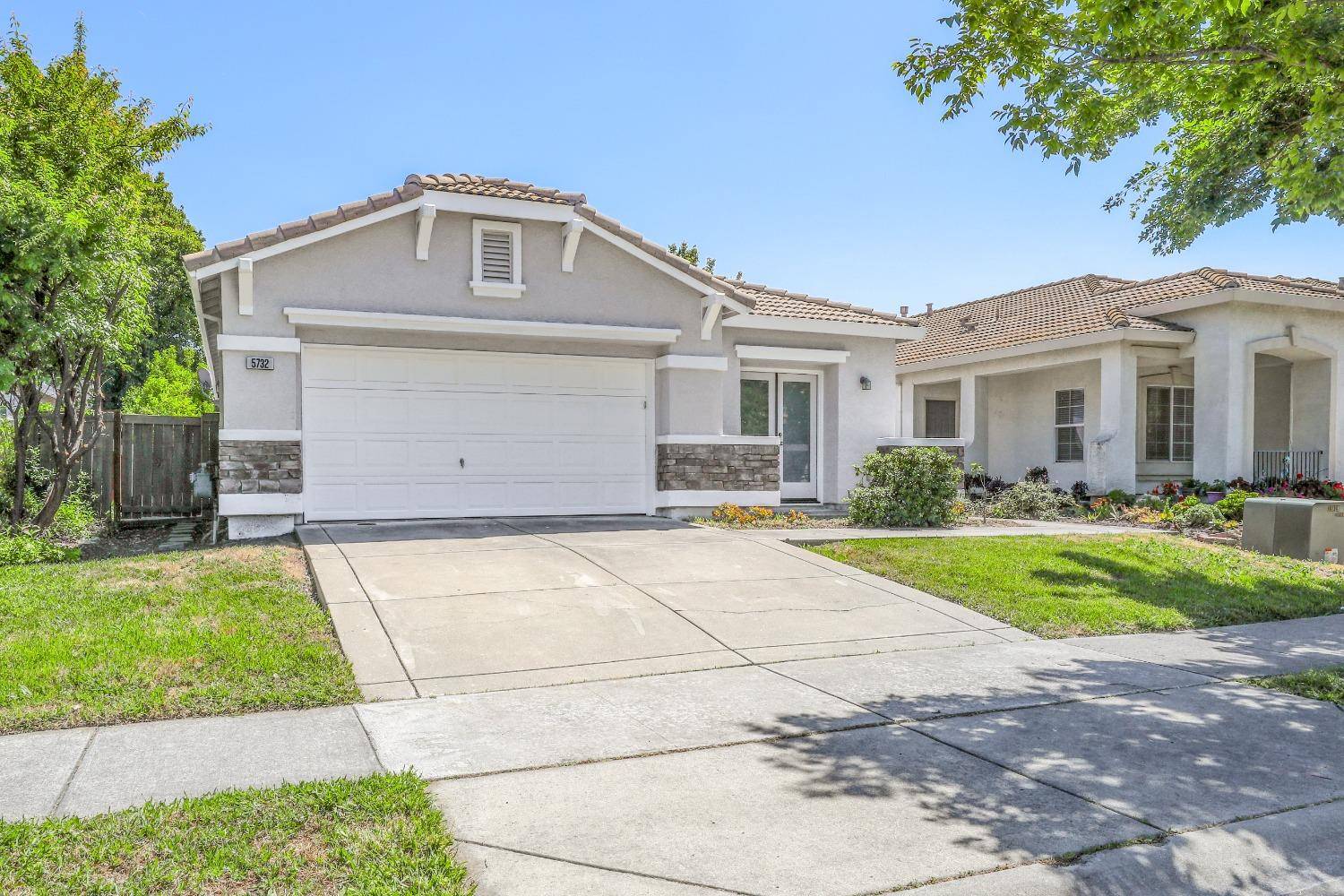 Sacramento, CA 95835,5732 Honor Pkwy