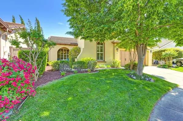 5730 Palmera LN,  Sacramento,  CA 95835