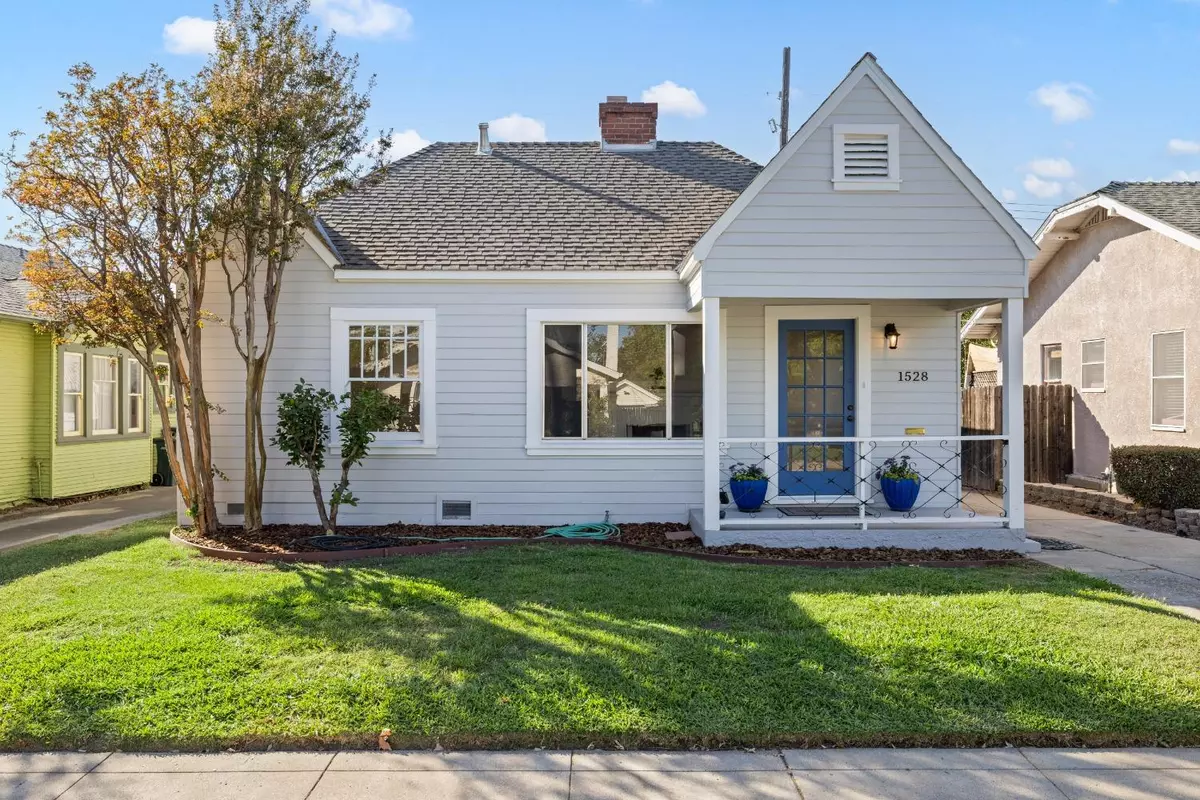 Sacramento, CA 95816,1528 33rd ST