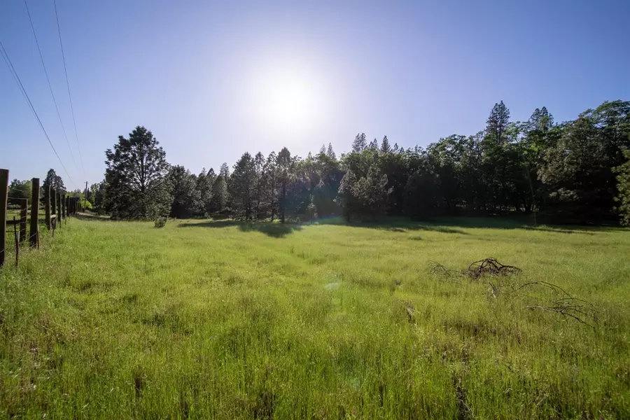 3050 Glee LN, Placerville, CA 95667