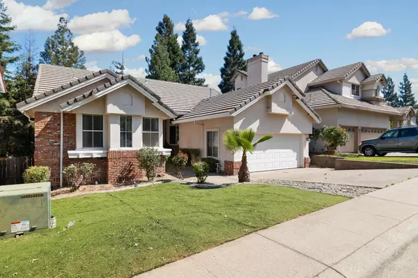 Orangevale, CA 95662,8531 Heather Cross WAY