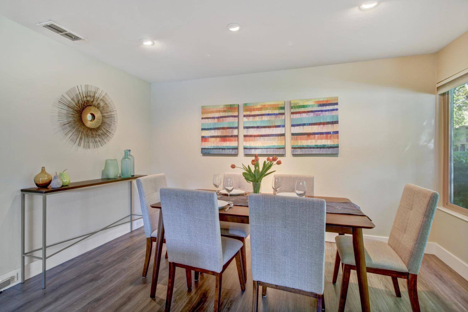 Sacramento, CA 95825,244 Hartnell PL