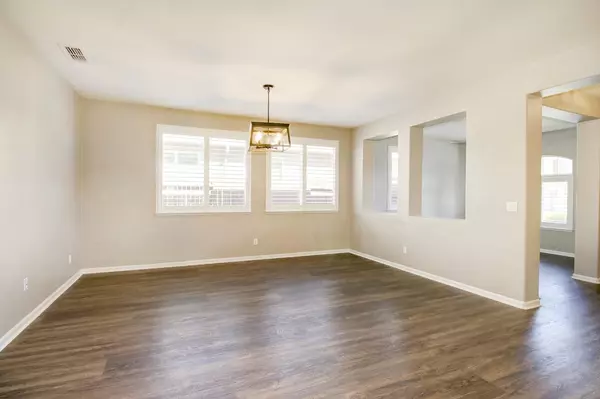 Roseville, CA 95747,2337 Lockton DR