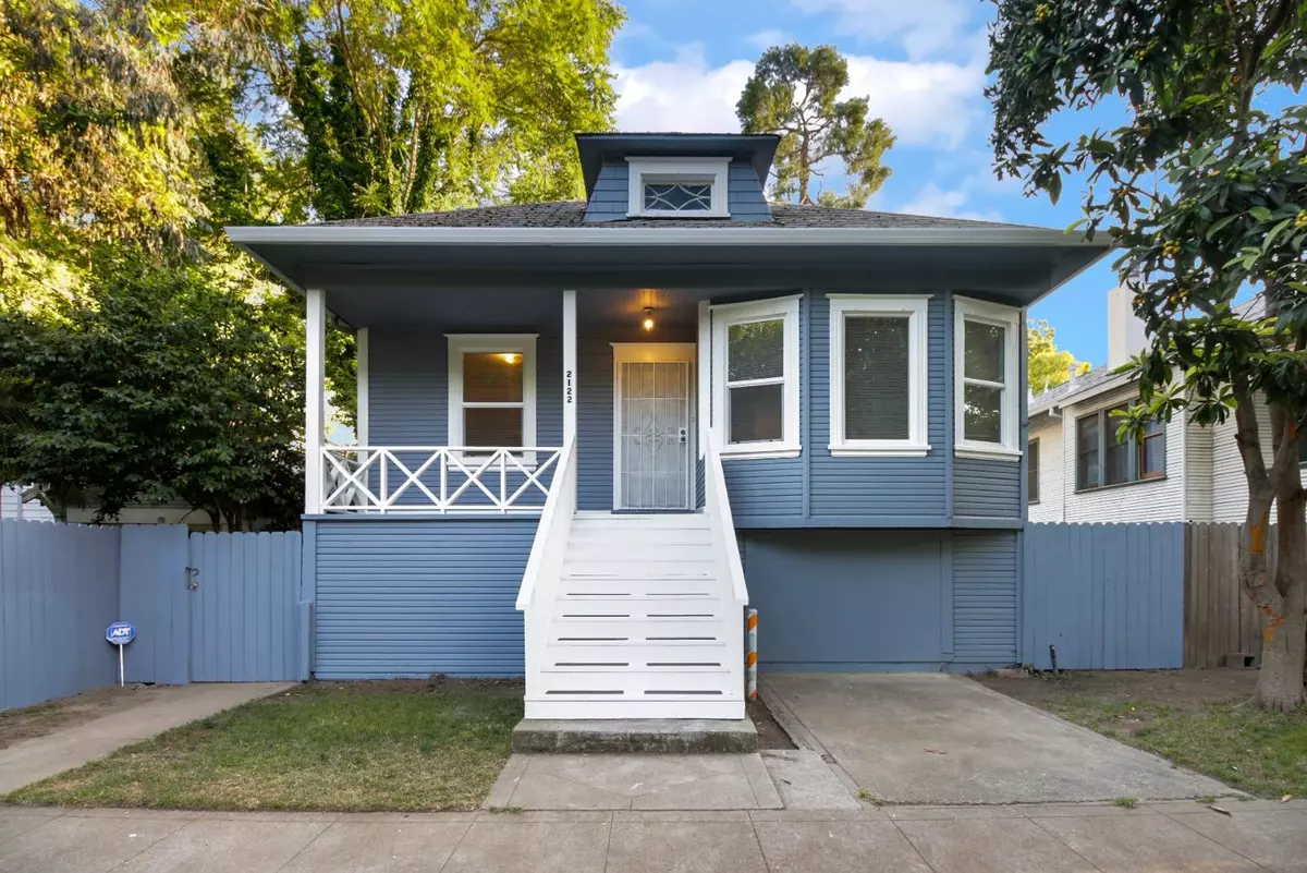 Sacramento, CA 95816,2122 C ST