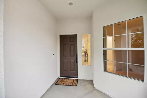 Davis, CA 95618,3837 Alegre WAY