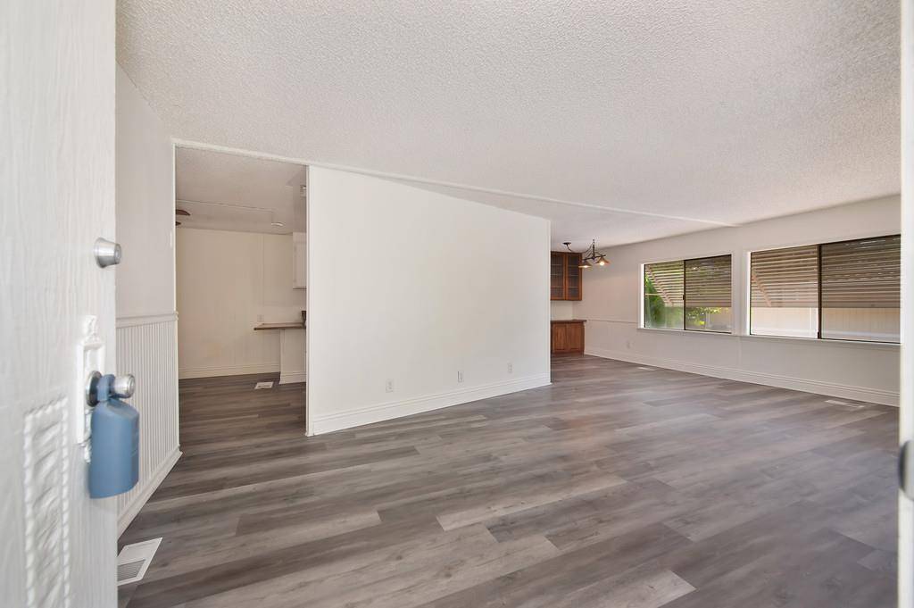 North Highlands, CA 95660,4121 Chesapeake LN