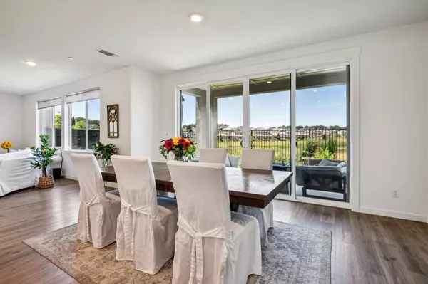 El Dorado Hills, CA 95762,1247 Senegal WAY