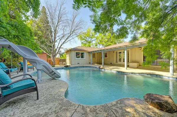 106 Blue Canyon WAY, Folsom, CA 95630