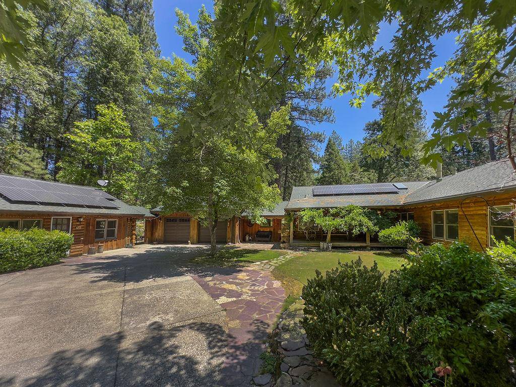 Nevada City, CA 95959,17452 Lake Vera Purdon RD