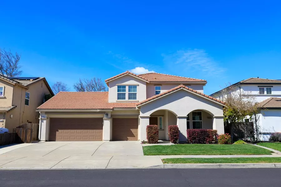 1466 Grand Oak WAY, Oakdale, CA 95361