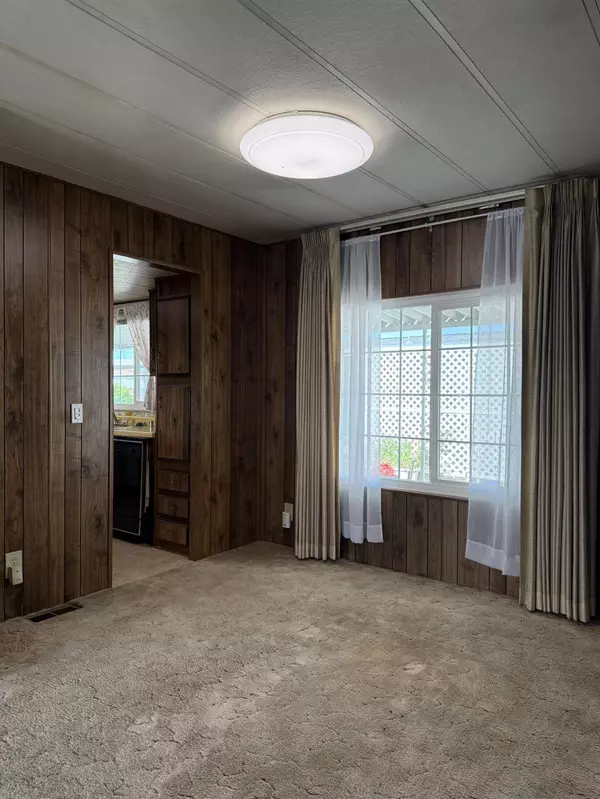 Galt, CA 95632,604 Pringle AVE #127