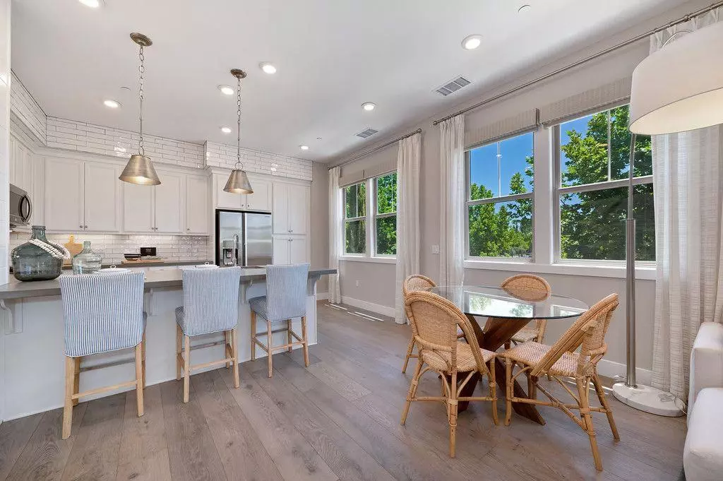 Davis, CA 95616,1000 Berryessa LN #212