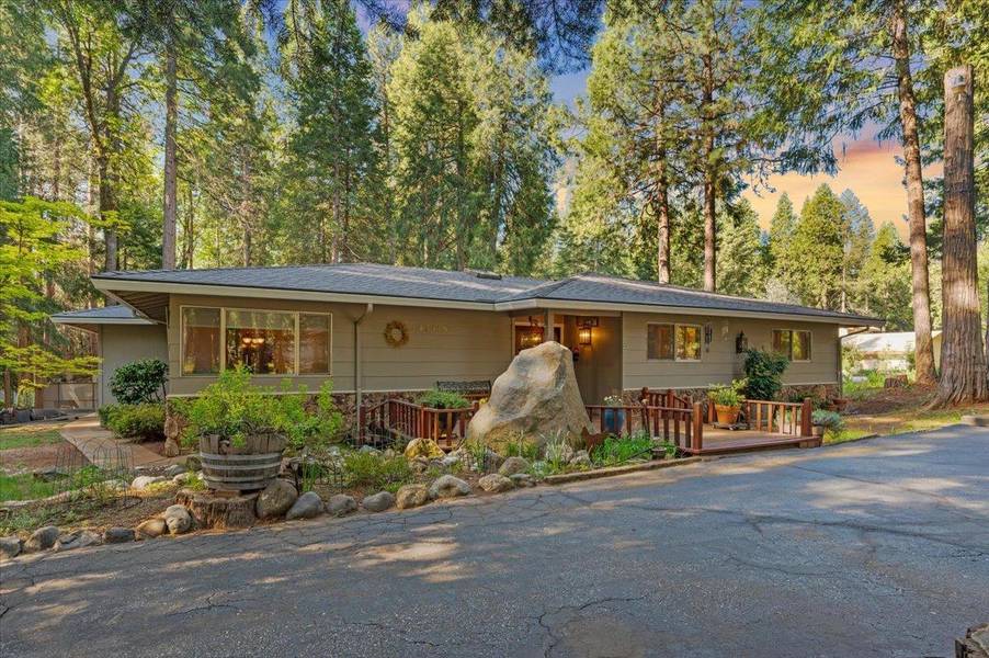 13119 Red Dog RD, Nevada City, CA 95959