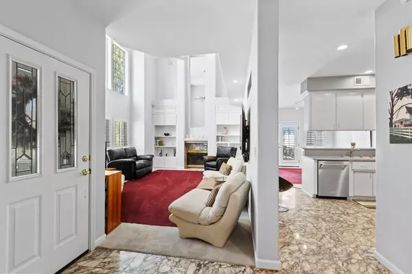 Sacramento, CA 95831,7805 River Village DR