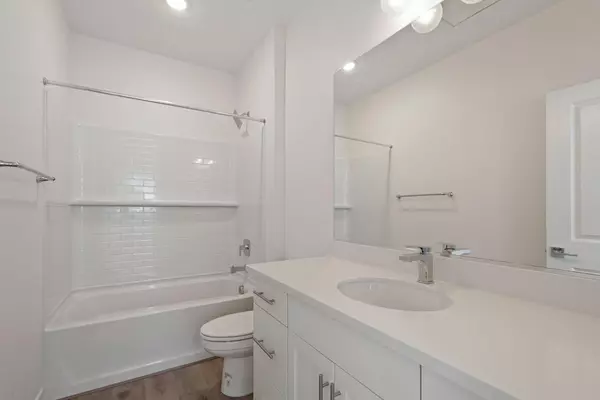 Sacramento, CA 95823,6427 Jacinto AVE