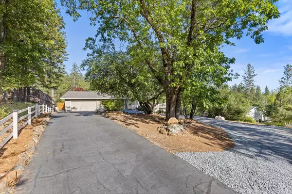Grass Valley, CA 95949,17077 Alexandra WAY