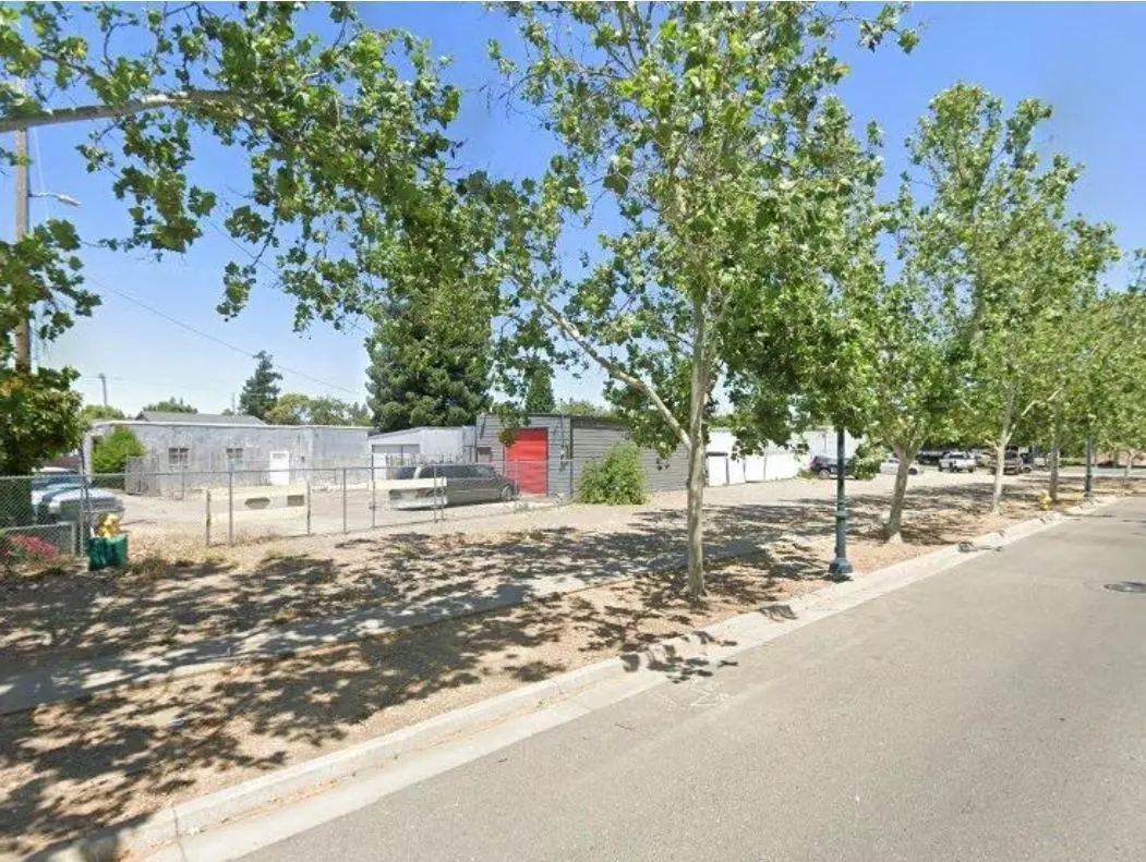 Yuba City, CA 95991,623 E Taber AVE
