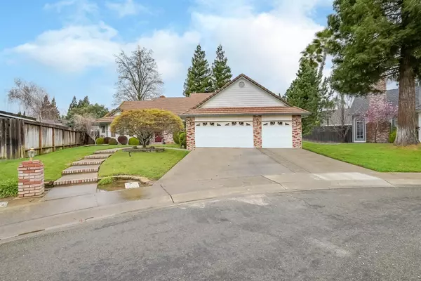 1840 Saratoga CT, Yuba City, CA 95993