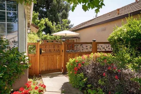 Roseville, CA 95678,283 Union ST