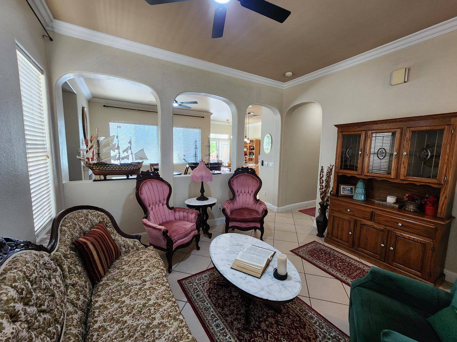 Newman, CA 95360,734 Bunting LN