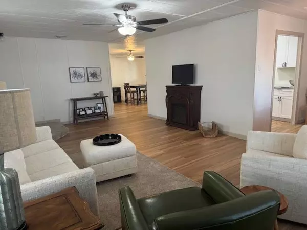 Modesto, CA 95350,2621 Prescott #224