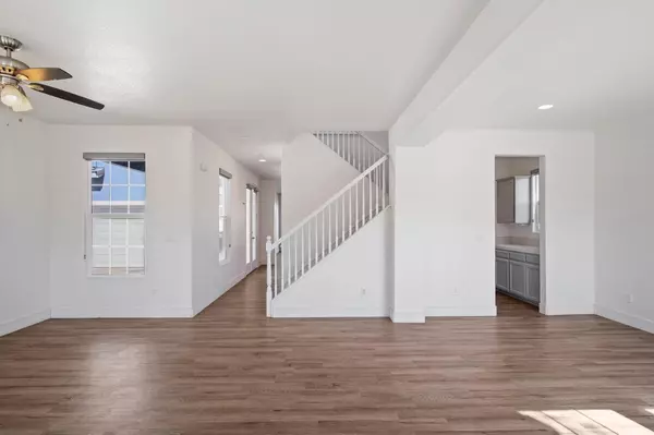 Patterson, CA 95363,456 Meadow Creek DR