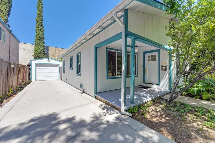 2404 25th ST, Sacramento, CA 95818